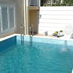 Doko, Bay Apartman Zaton (Dubrovnik-Neretva)