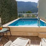 Doko, Bay Apartman *