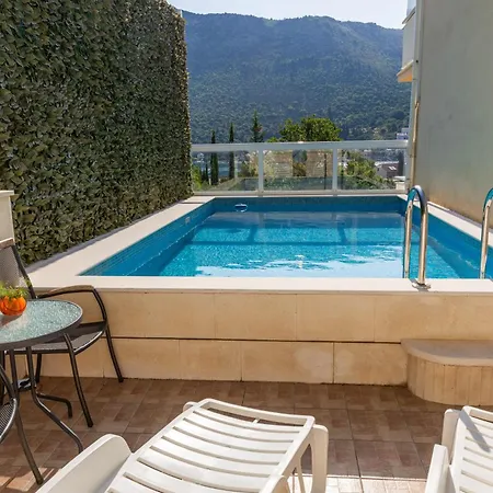 Doko, Bay Apartman *