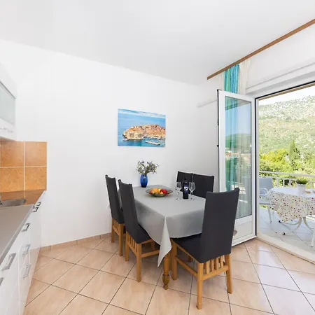 Doko, Bay Apartman *