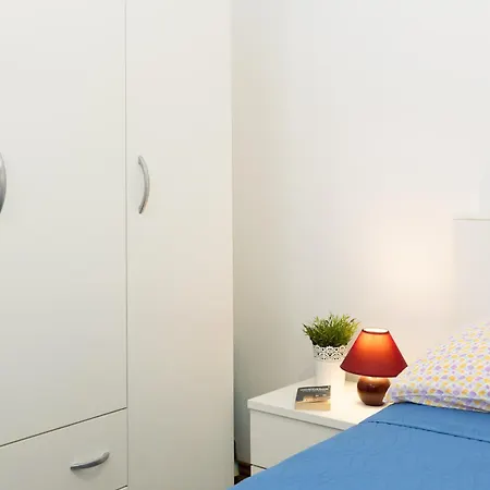 Doko, Bay Apartment Zaton (Dubrovnik-Neretva)