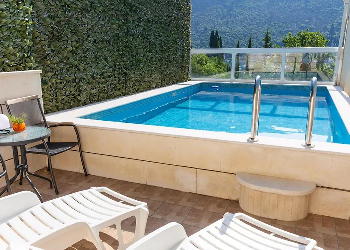 Doko, Bay Apartament