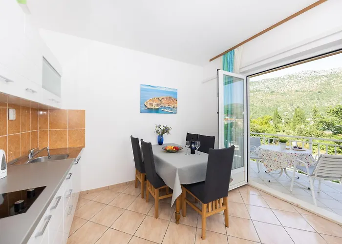 Doko, Bay Appartement *